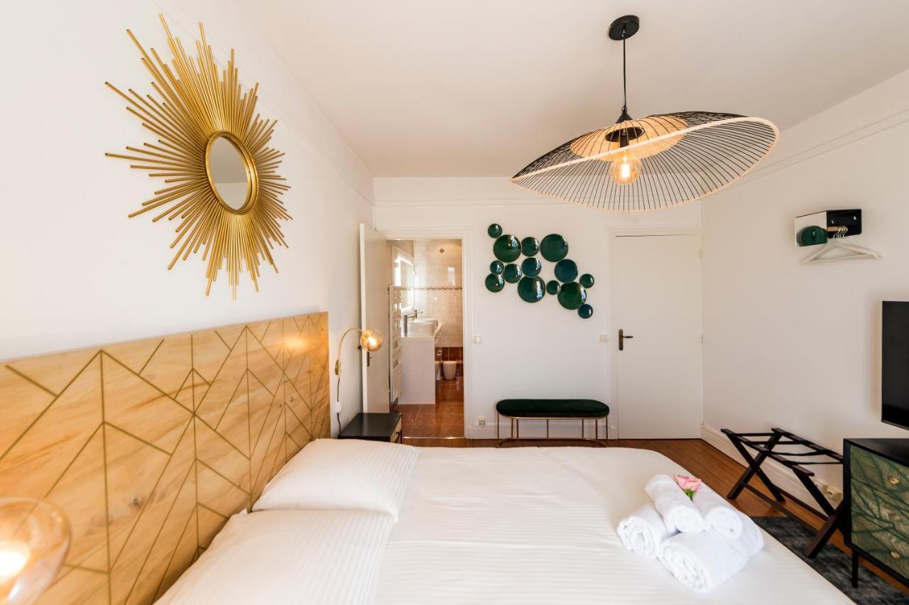 Suites Mana: Chic Downtown Rethel with Private Fitness Exterior photo